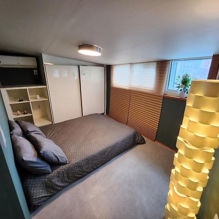 Olive Hostel W Seoul Exterior photo
